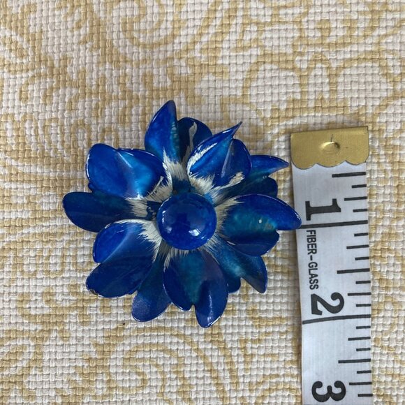 Vintage Enamel Flower Power Brooch Blue Dimensional Chunky Mod Pin - Picture 6 of 7
